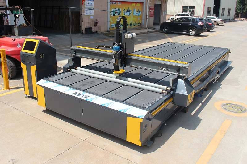 FUN88·乐天堂(中国游)数控教您正确保养铝板雕刻机